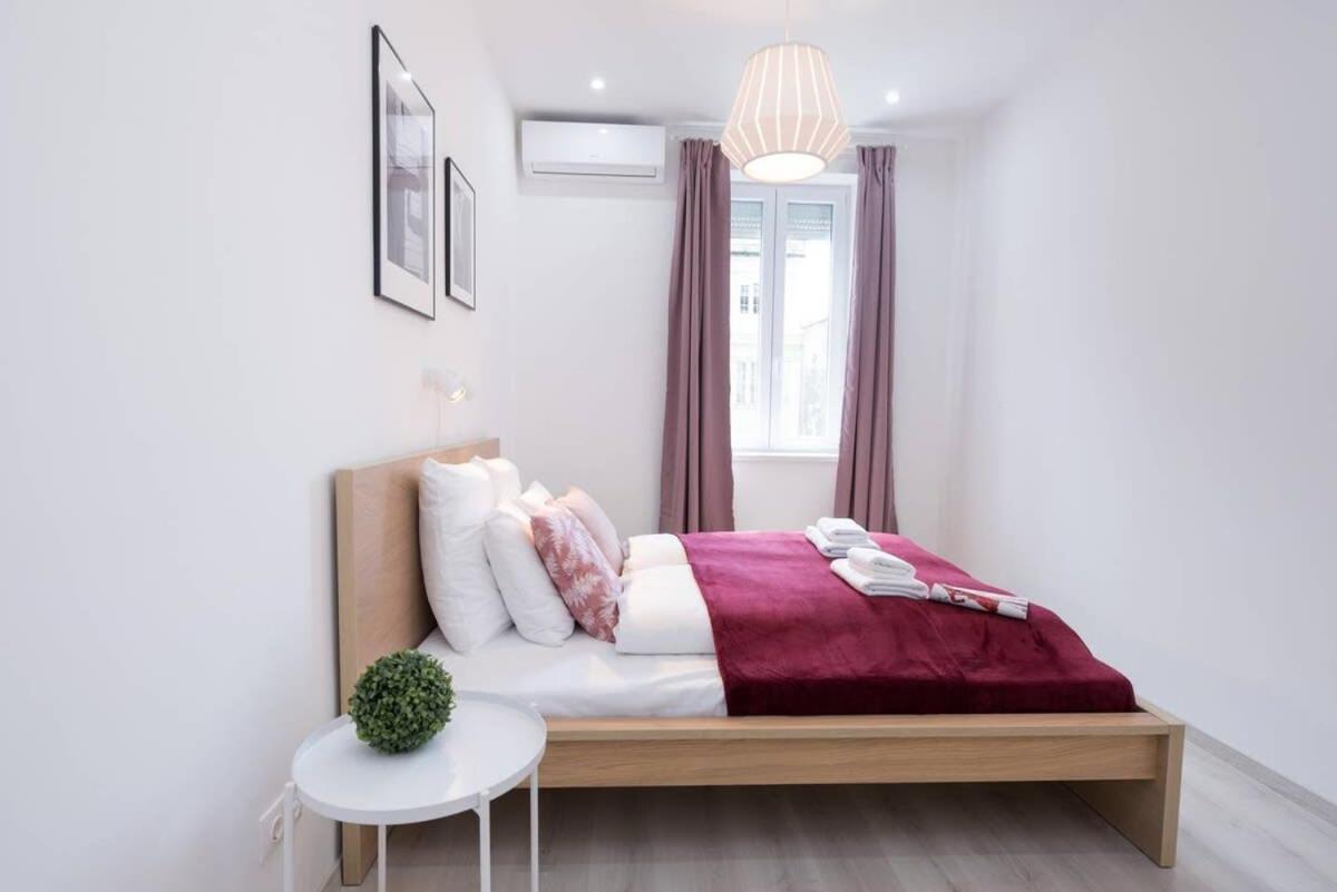 Trendy Central Apartment At Castle Budapest Exterior foto